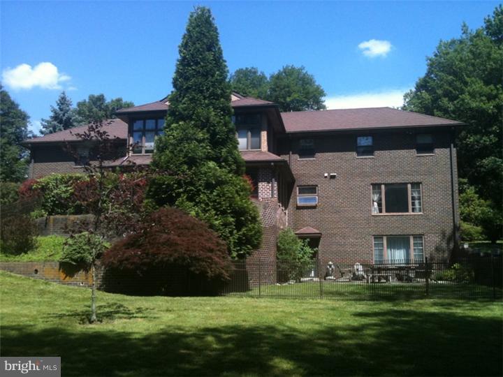863 Milmar Road Radnor, PA 19073 - Photo 18 of 25 Exterior Back