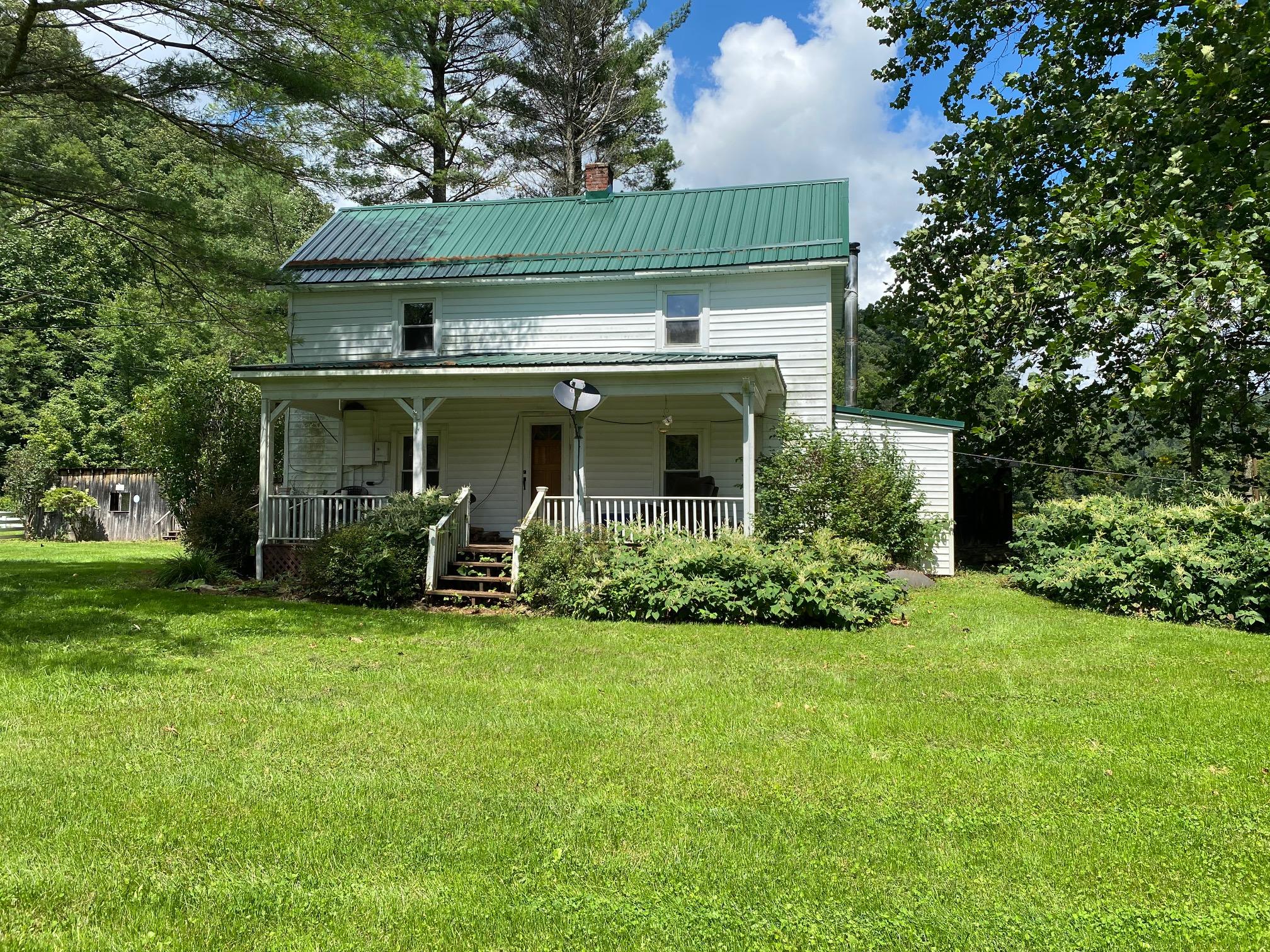 2628 Robins Fork Road Renick, WV 24966 - Photo 22 of 51 Gallery Image 22