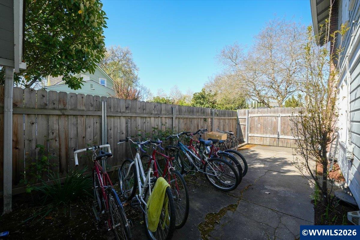 227 Southwest 7th Street Corvallis, OR 97333 - Photo 33 of 41