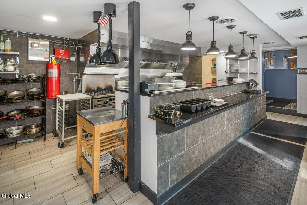 340 Hamilton Street Albany, NY 12210 - Photo 12 of 31 006-340-hamilton-street-albany-ny-usa-01