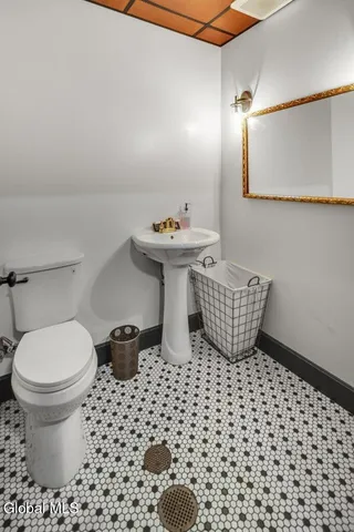 $475,000 | 340 Hamilton Street, Albany, NY 12210