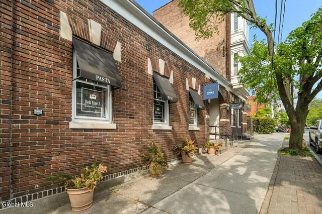 $475,000 | 340 Hamilton Street, Albany, NY 12210