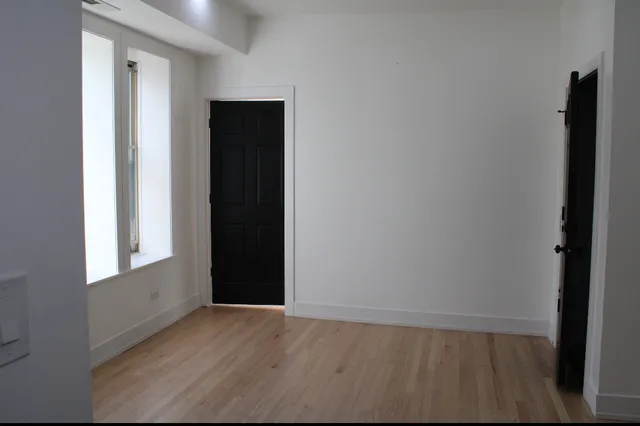 $575,000 | 3660 West Grenshaw Street, Chicago, IL 60624