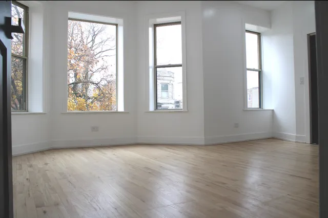 $575,000 | 3660 West Grenshaw Street, Chicago, IL 60624