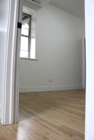 $575,000 | 3660 West Grenshaw Street, Chicago, IL 60624