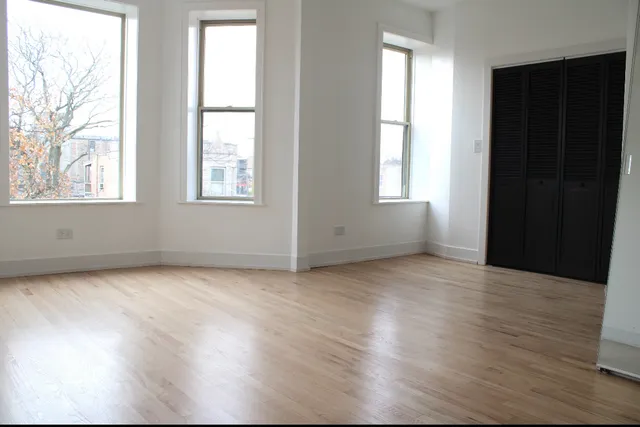 $575,000 | 3660 West Grenshaw Street, Chicago, IL 60624