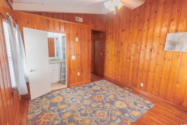 $2,250 | 4718 Seaview Street, North Myrtle Beach, SC 29582