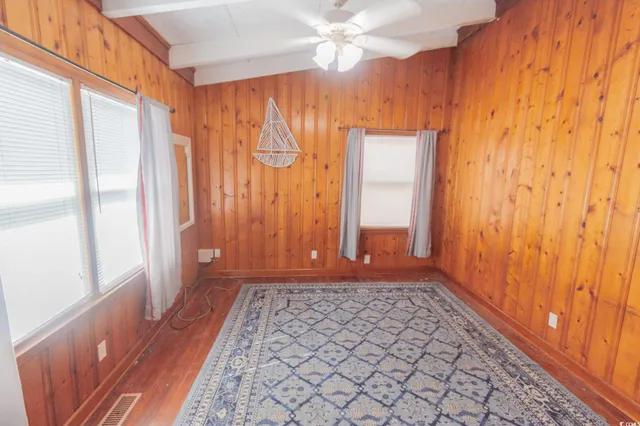 $2,250 | 4718 Seaview Street, North Myrtle Beach, SC 29582