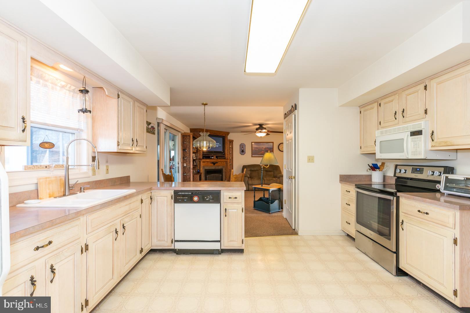 2865 Allison Road Quakertown, PA 18951 - Photo 15 of 43 Gallery Image 15