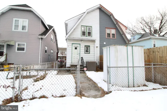 $2,400 | 42 Bismarck Avenue, Trenton, NJ 08629