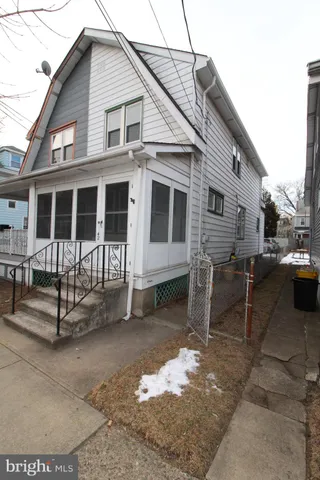 $2,400 | 42 Bismarck Avenue, Trenton, NJ 08629