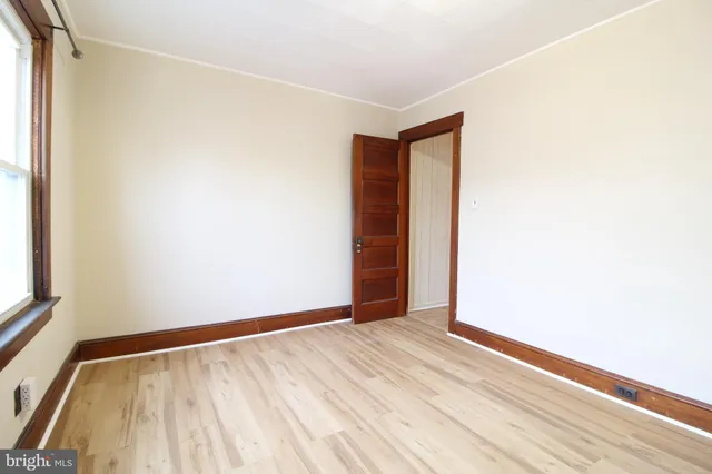 $2,400 | 42 Bismarck Avenue, Trenton, NJ 08629