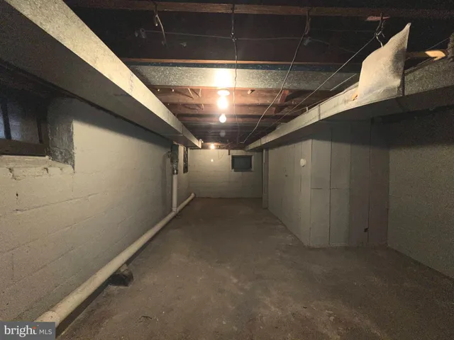 $2,400 | 42 Bismarck Avenue, Trenton, NJ 08629