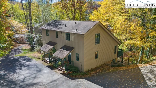 $219,000 | 142 South Slope Loop, Unit J3, Banner Elk, NC 28604