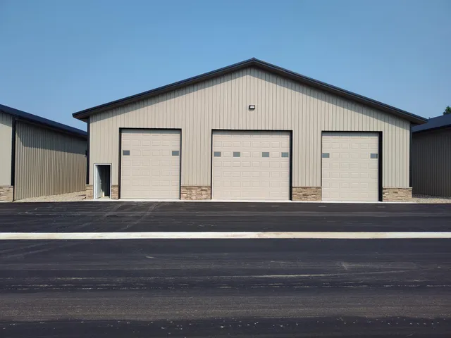 $435,000 | 3 County Road 42 Northeast, Alexandria, MN 56308