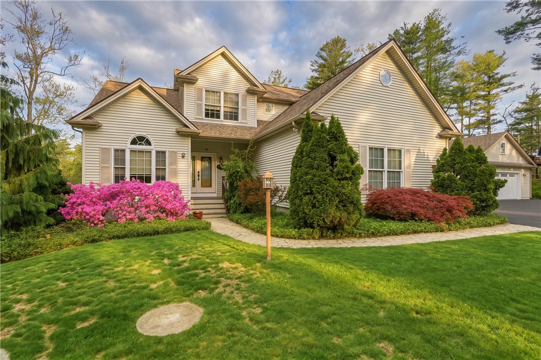 122 Spring Grove Road Glocester, RI 02814 - Photo 4 of 50