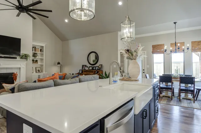 $349,500 | 135 Calvin Drive, Wolfforth, TX 79382