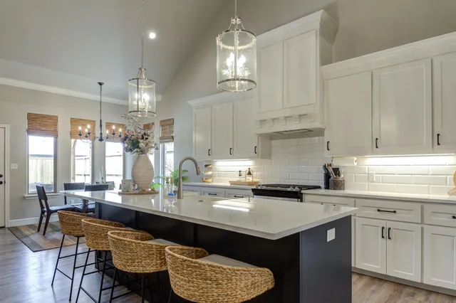 $349,500 | 135 Calvin Drive, Wolfforth, TX 79382