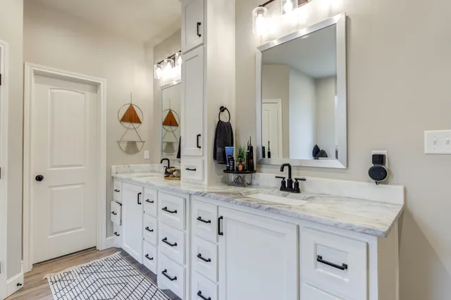 $349,500 | 135 Calvin Drive, Wolfforth, TX 79382