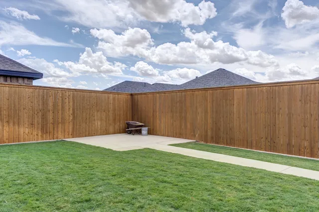 $349,500 | 135 Calvin Drive, Wolfforth, TX 79382