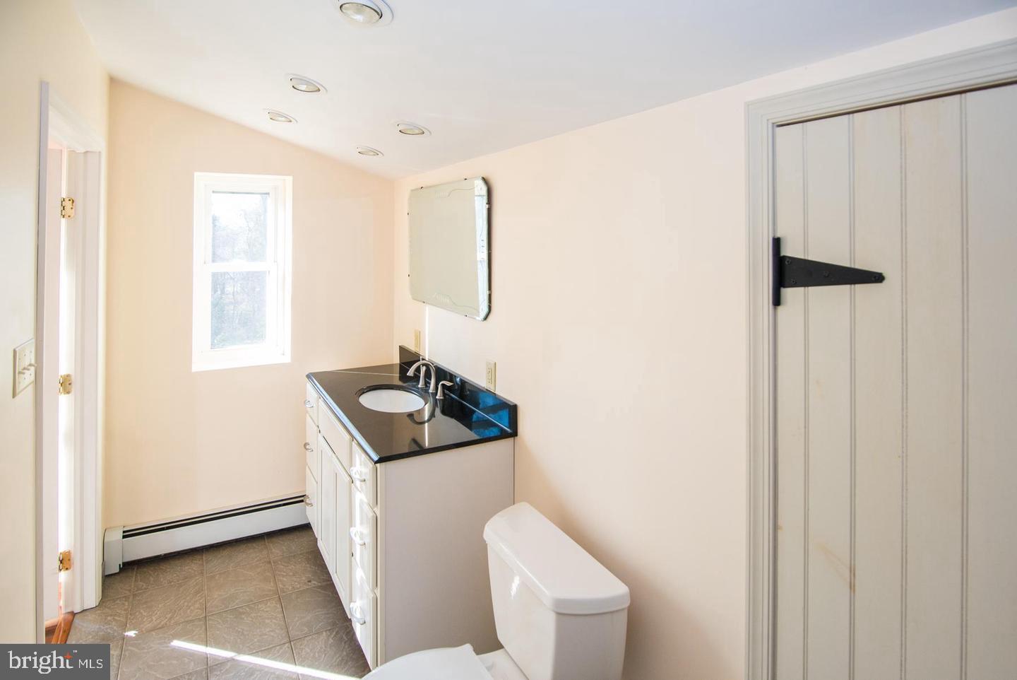 182 Level Road Collegeville, PA 19426 - Photo 19 of 29 Carriage House Bathroom