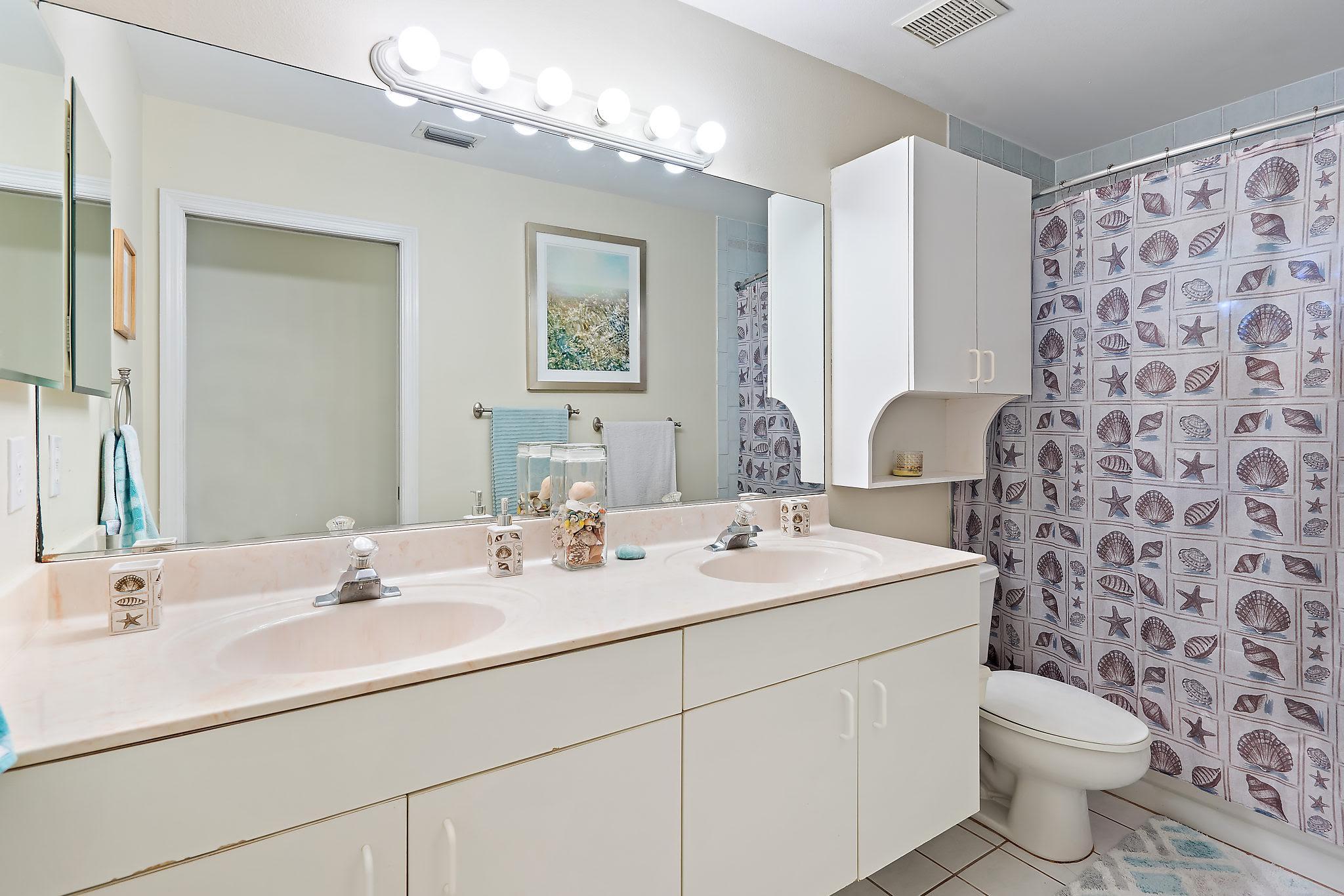 13473 152nd Road North Jupiter, FL 33478 - Photo 18 of 34 015-13473152ndRdN-Jupiter-FL-small