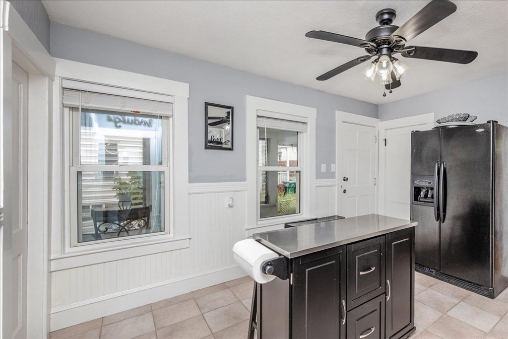 45 West Meadow Road Lowell, MA 01854 - Photo 14 of 32