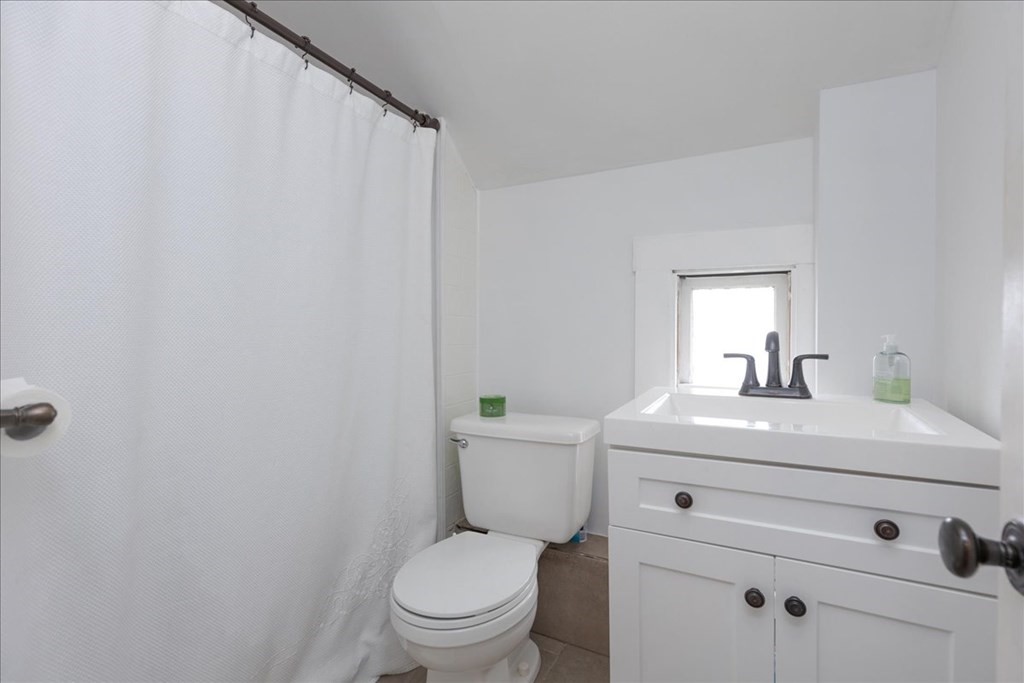 45 West Meadow Road Lowell, MA 01854 - Photo 24 of 32