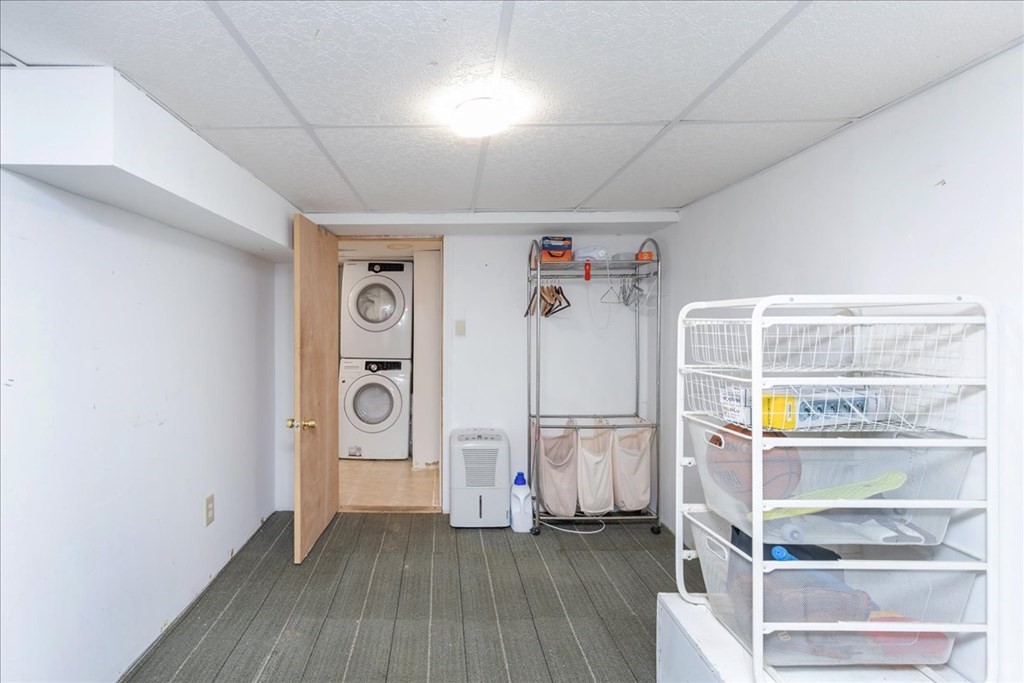 45 West Meadow Road Lowell, MA 01854 - Photo 28 of 32
