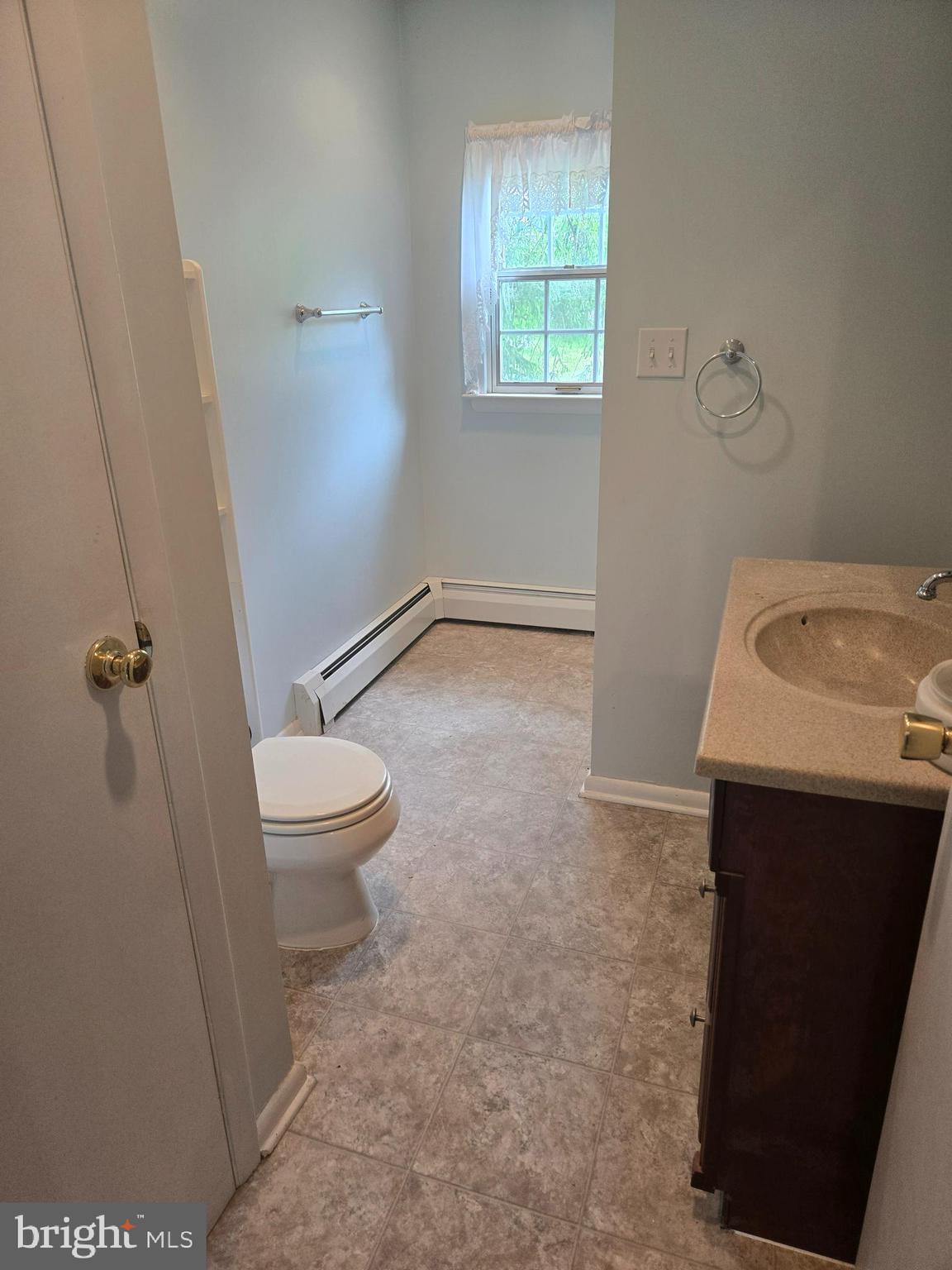 242 South Sugan Road New Hope, PA 18938 - Photo 23 of 29 Hall Bath