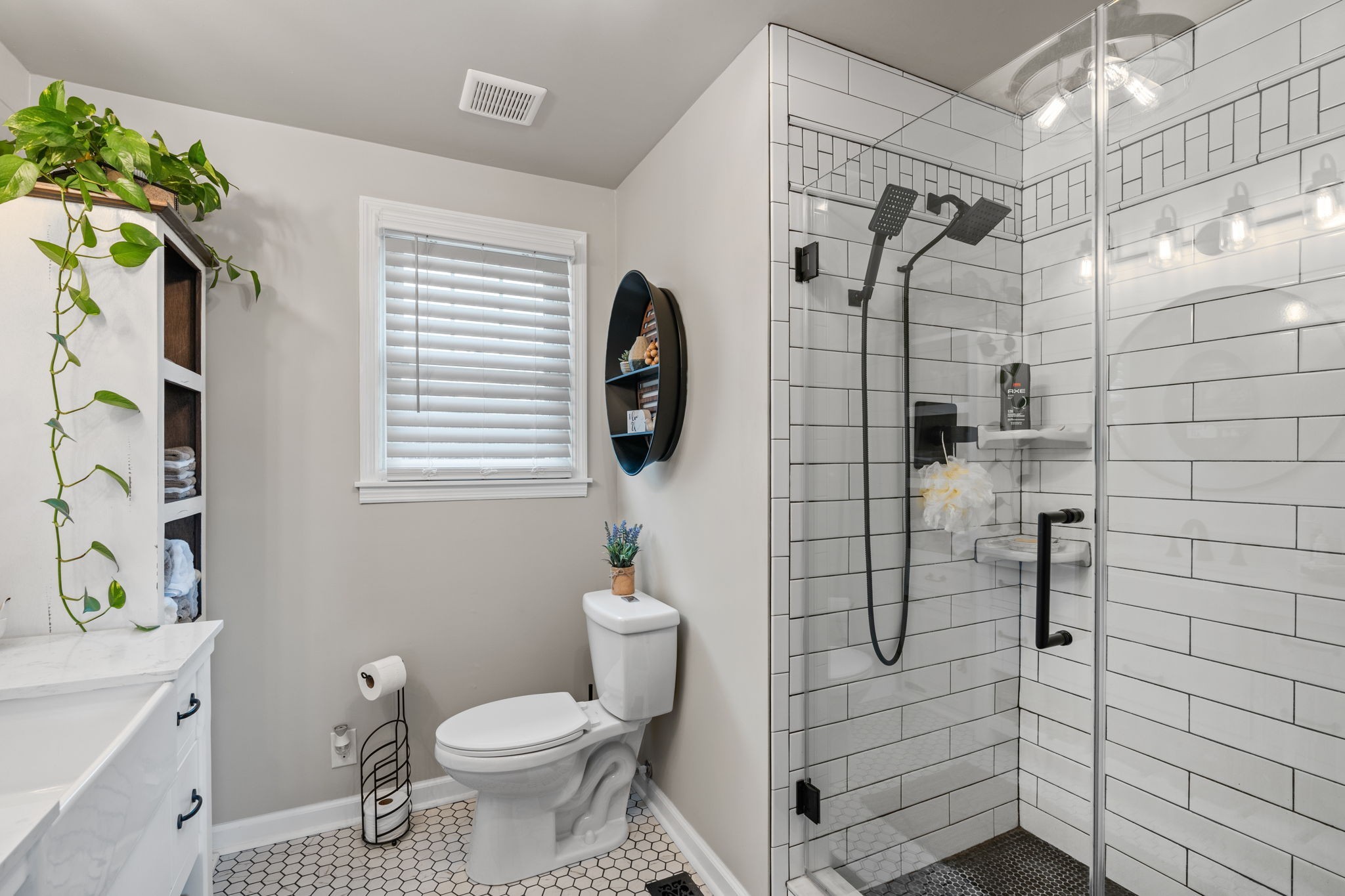401 Bluegrass Court Lebanon, TN 37090 - Photo 22 of 51 a bathroom with a toilet sink and shower