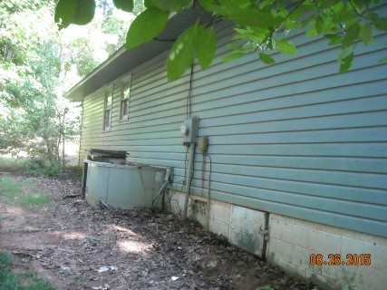 126 Oak Ridge Circle Seneca, SC 29678 - Photo 2 of 9 Gallery Image 2