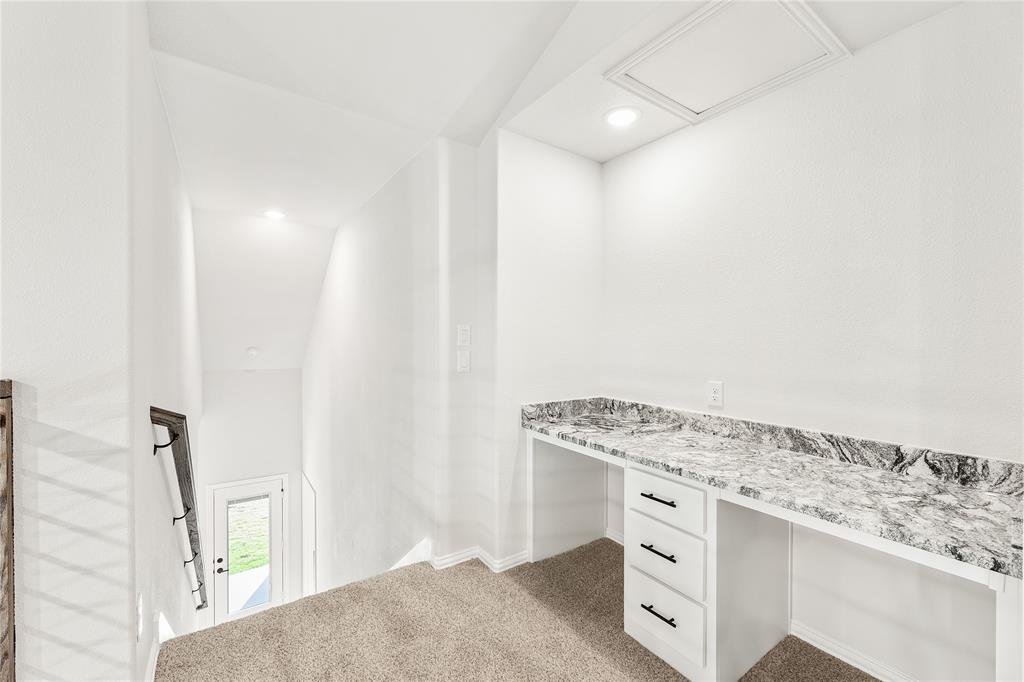 14505 Lovelace Street Pilot Point, TX 76258 - Photo 27 of 37