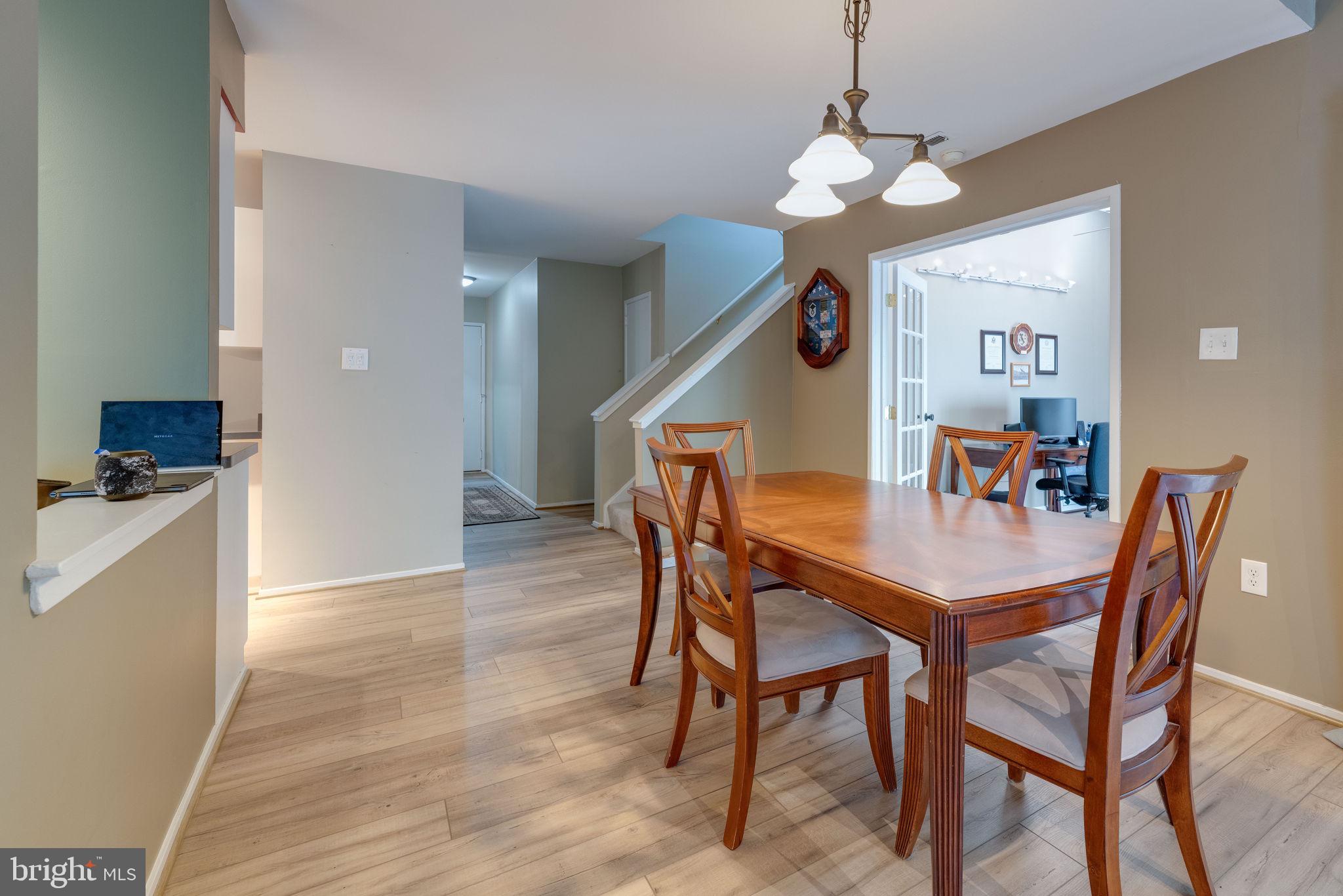 2329 Glade Bank Way Reston, VA 20191 - Photo 14 of 38