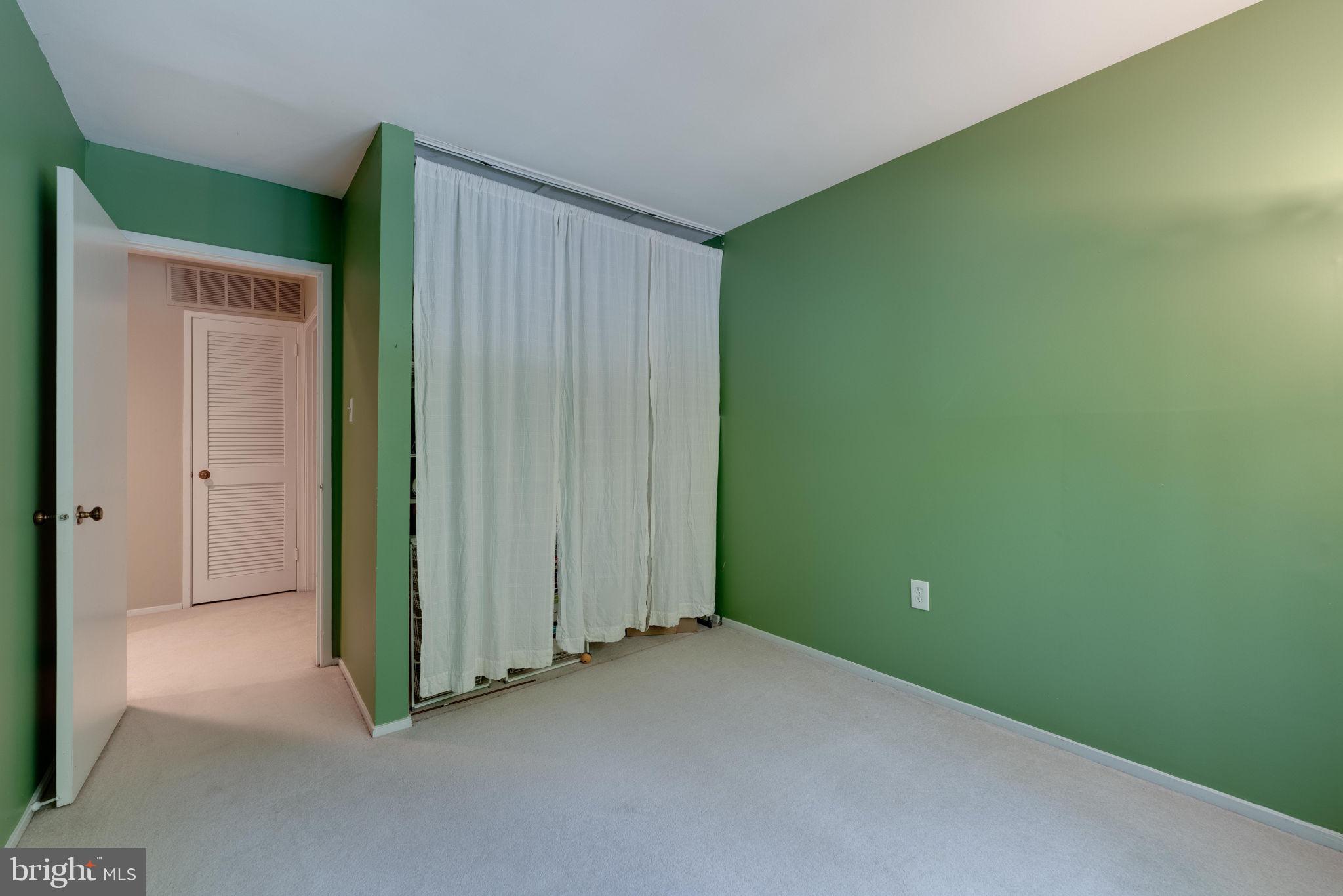 2329 Glade Bank Way Reston, VA 20191 - Photo 29 of 38
