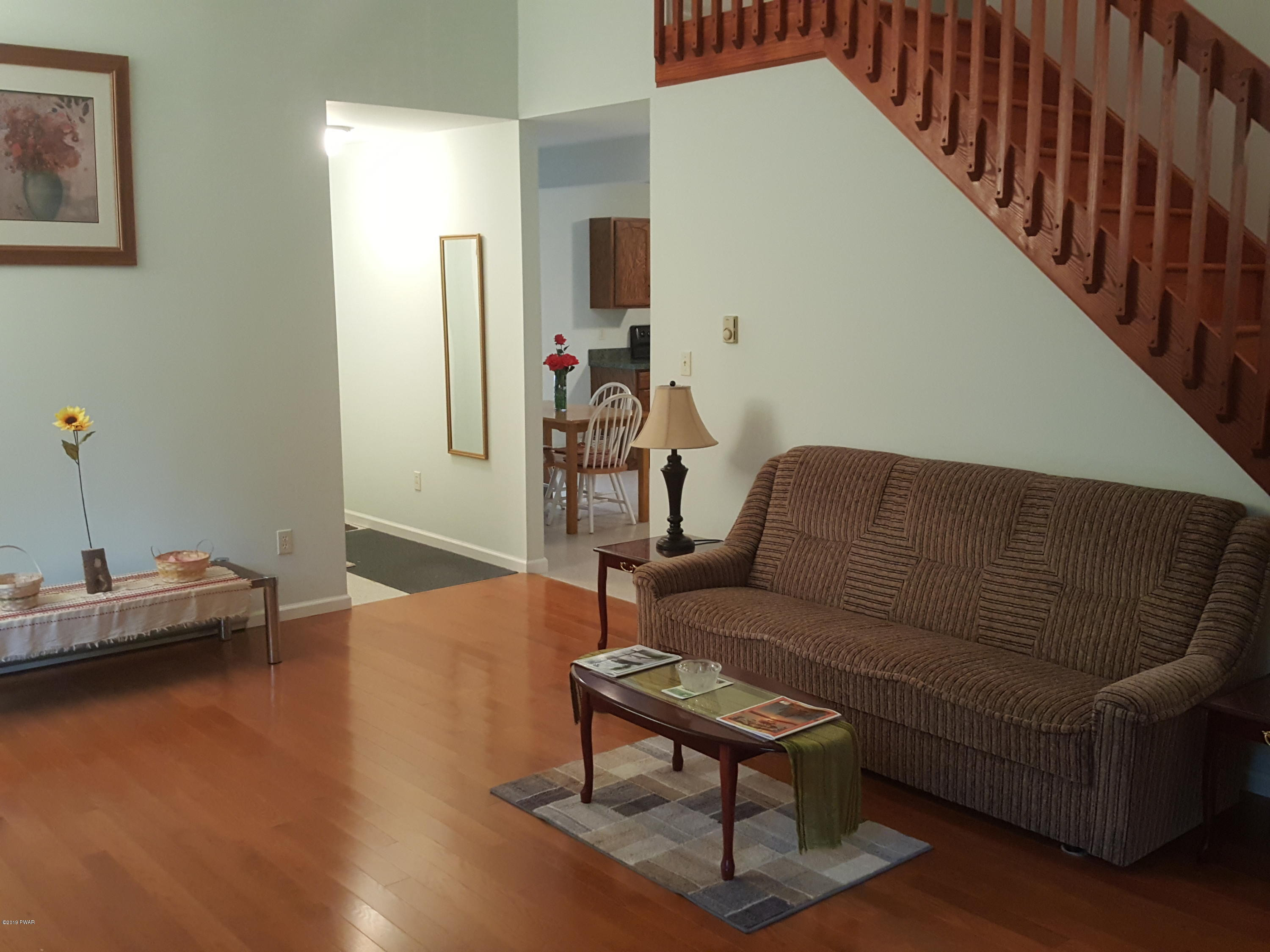 237 Forest Ridge Drive Hawley, PA 18428 - Photo 16 of 58 Living