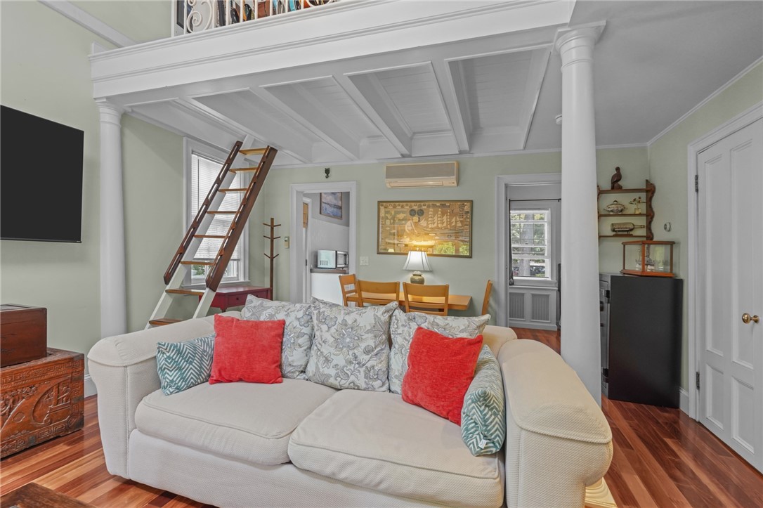 32 Catherine Street, Unit A Newport, RI 02840 - Photo 23 of 50