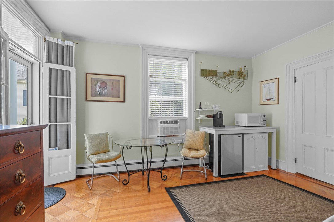 32 Catherine Street, Unit A Newport, RI 02840 - Photo 30 of 50