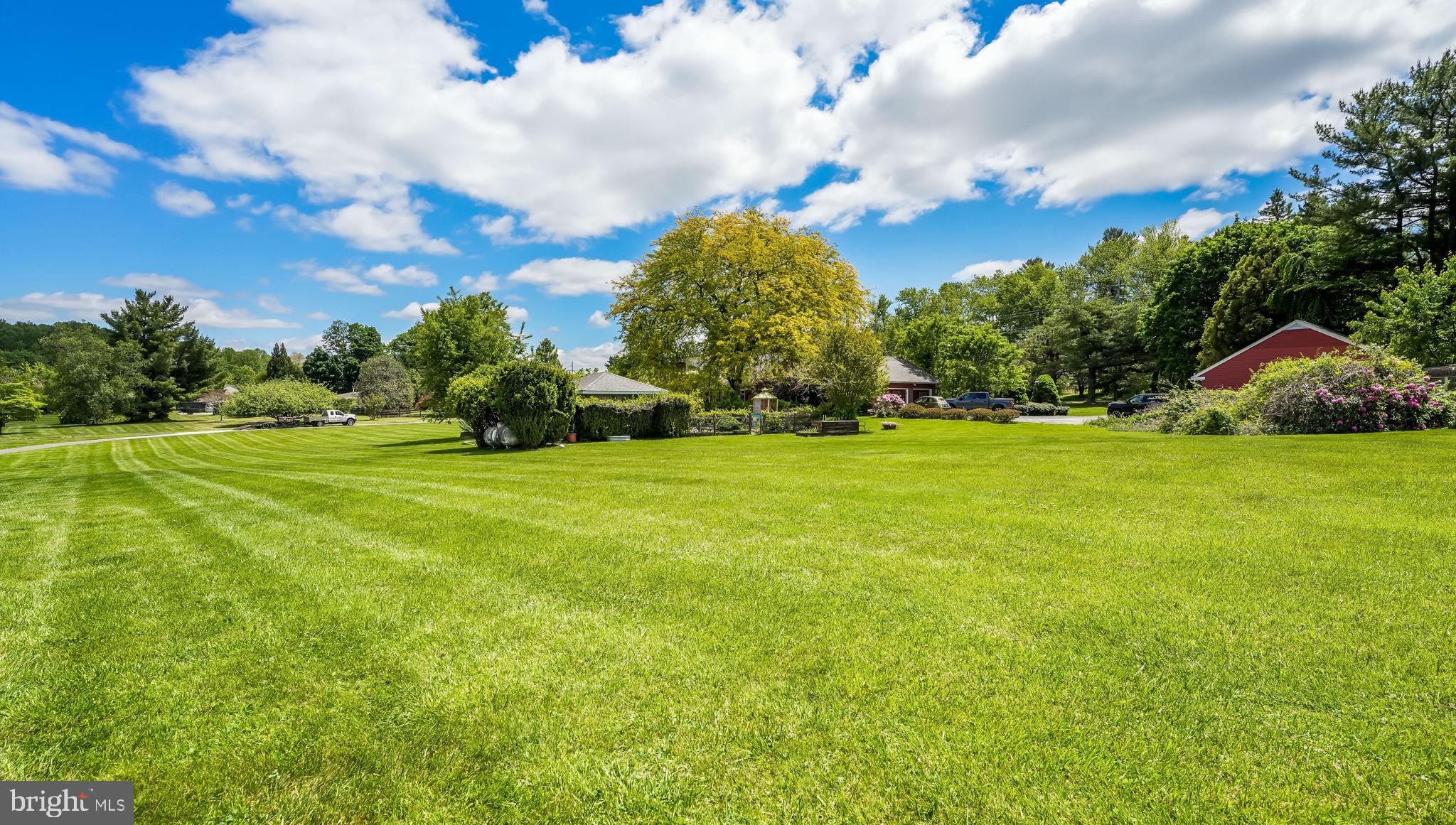 1591 Middletown Road Glen Mills, PA 19342 - Photo 33 of 55 a view of a volley ball court