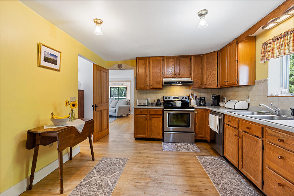 256 East Benton Road Albion, ME 04910 - Photo 25 of 44 Kitchen