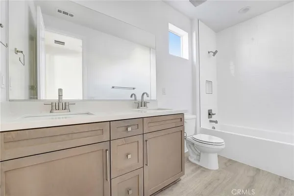 $1,019,990 | 27422 Creekwood Lane, Newhall, CA 91381