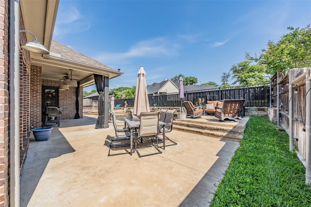 209 Thistle Ridge Denton, TX 76210 - Photo 37 of 40