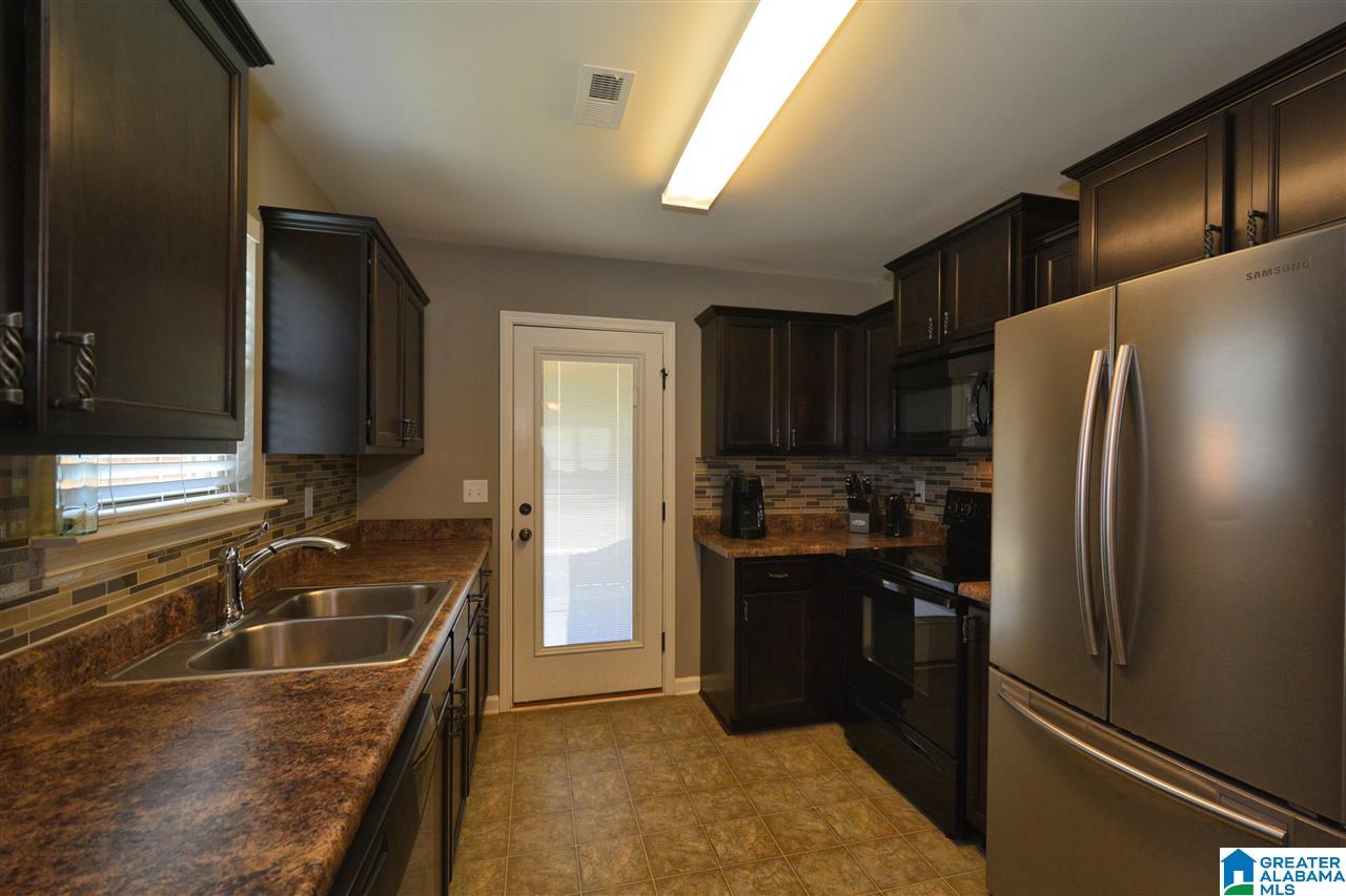 105 Cedar Ridge Odenville, AL 35120 - Photo 9 of 28