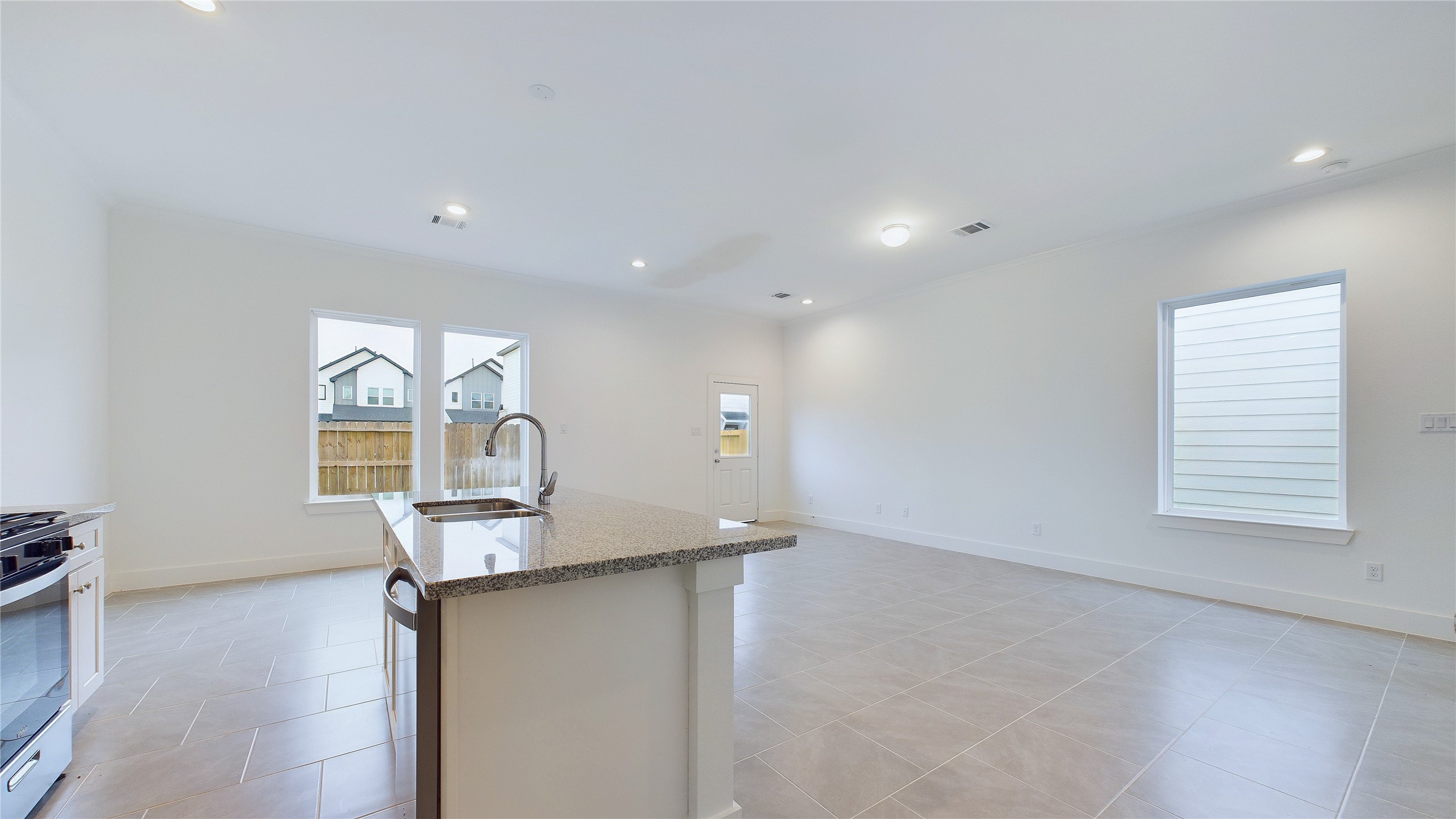 6404 Pregonero Lane Houston, TX 77048 - Photo 14 of 18 Photos are from another home built by the same builder