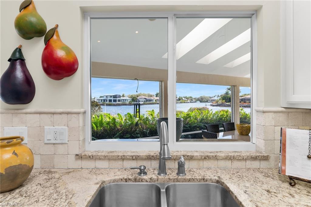 101 Morning Star Cay Naples, FL 34114 - Photo 13 of 50