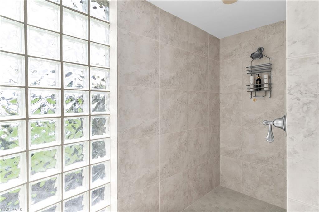 101 Morning Star Cay Naples, FL 34114 - Photo 24 of 50