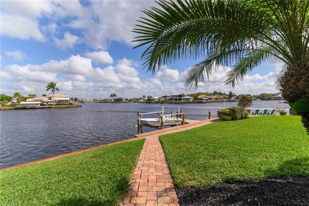 101 Morning Star Cay Naples, FL 34114 - Photo 39 of 50