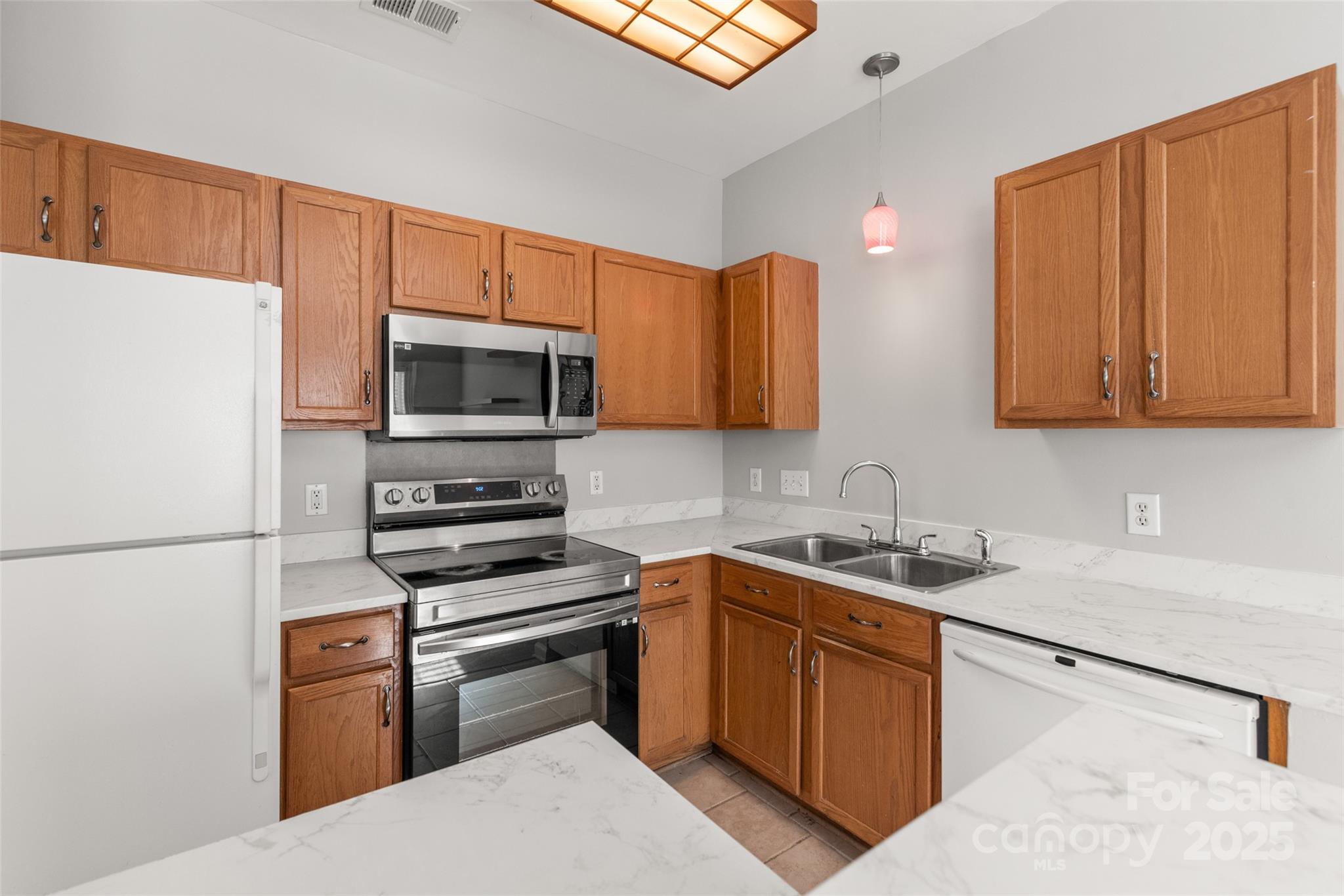 2041 Lennox Square Road Charlotte, NC 28210 - Photo 6 of 24