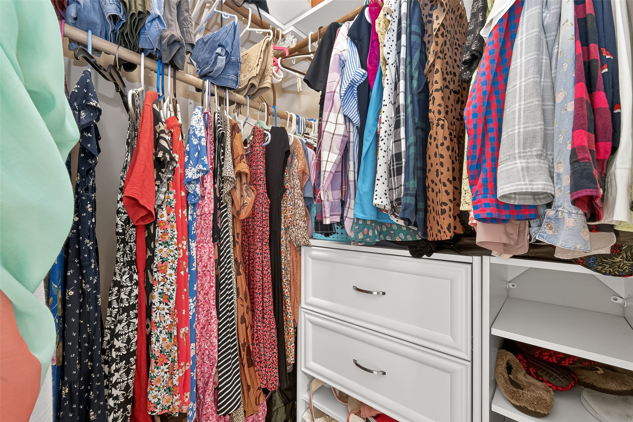 17611 Sorrell Ridge Drive Spring, TX 77388 - Photo 41 of 50 a view of a walk in closet