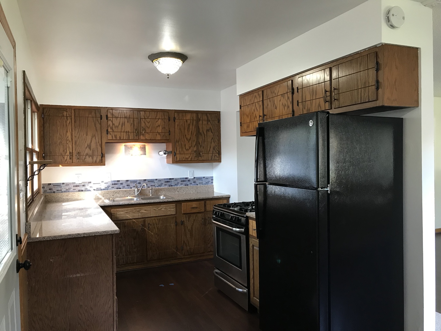 5 Hampton Road Montgomery, IL 60538 - Photo 2 of 15